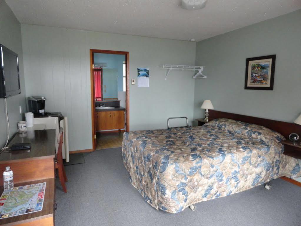 Oceanside Villas Sechelt Dış mekan fotoğraf