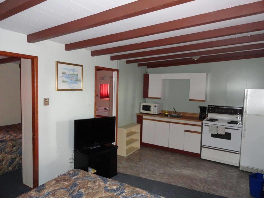 Oceanside Villas Sechelt Dış mekan fotoğraf