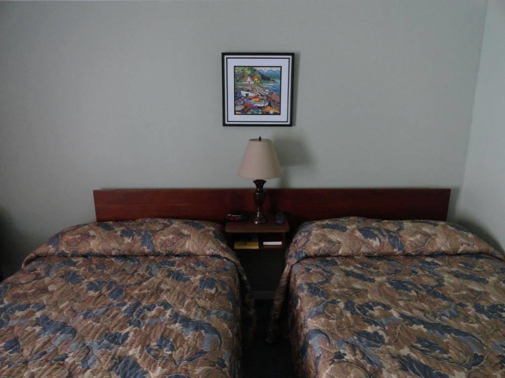 Oceanside Villas Sechelt Dış mekan fotoğraf